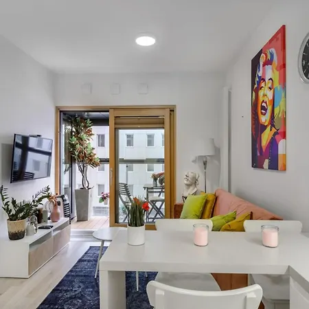 Διαμέρισμα With Balcony *